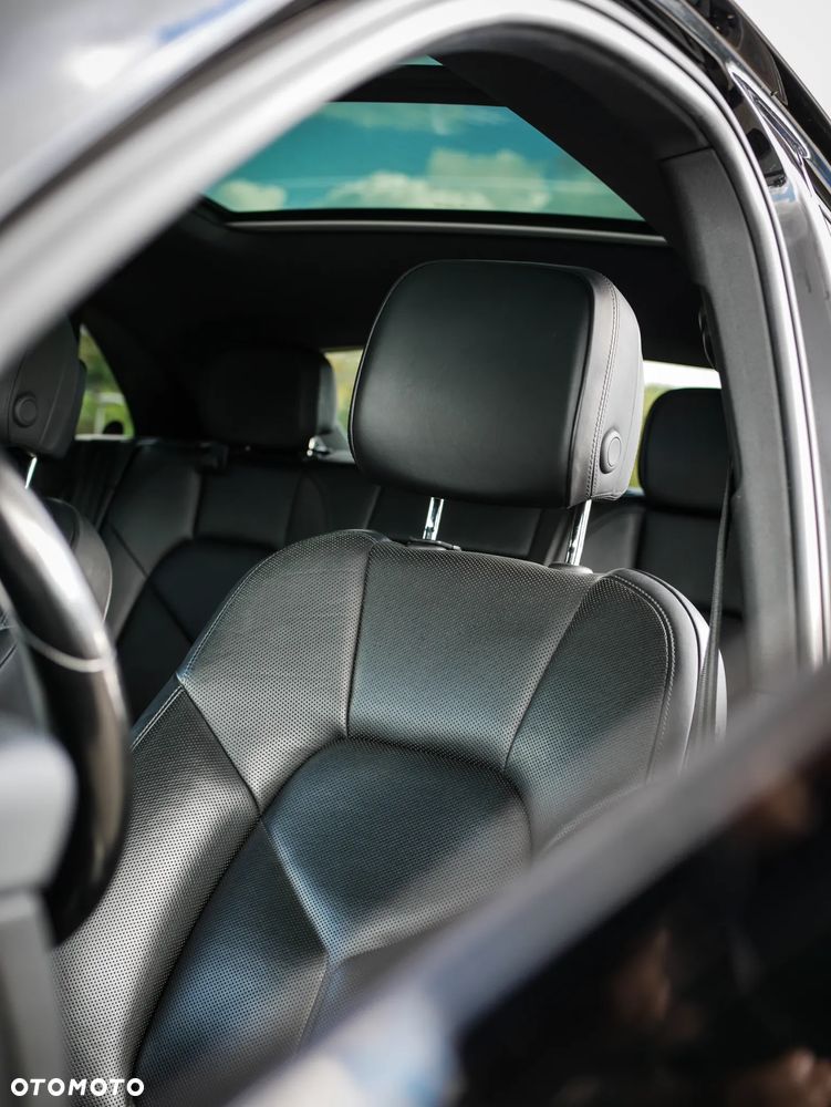Porsche Macan S - 25
