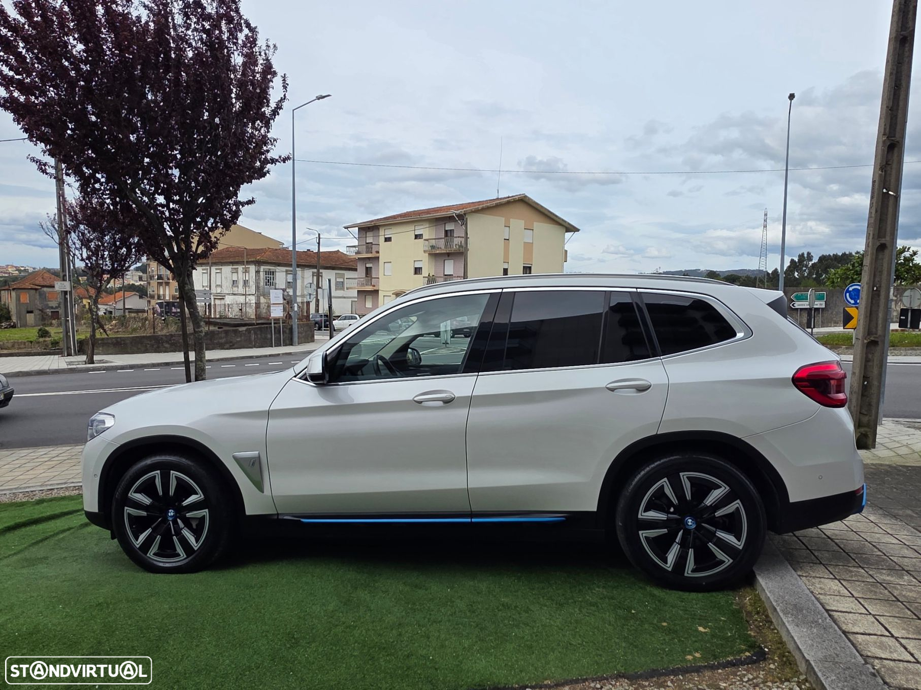 BMW iX3 Inspiring - 7