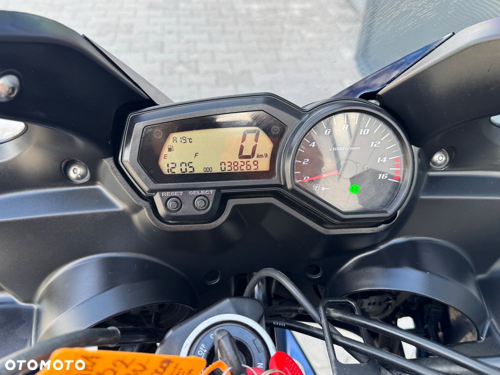Yamaha FZ6 - 22