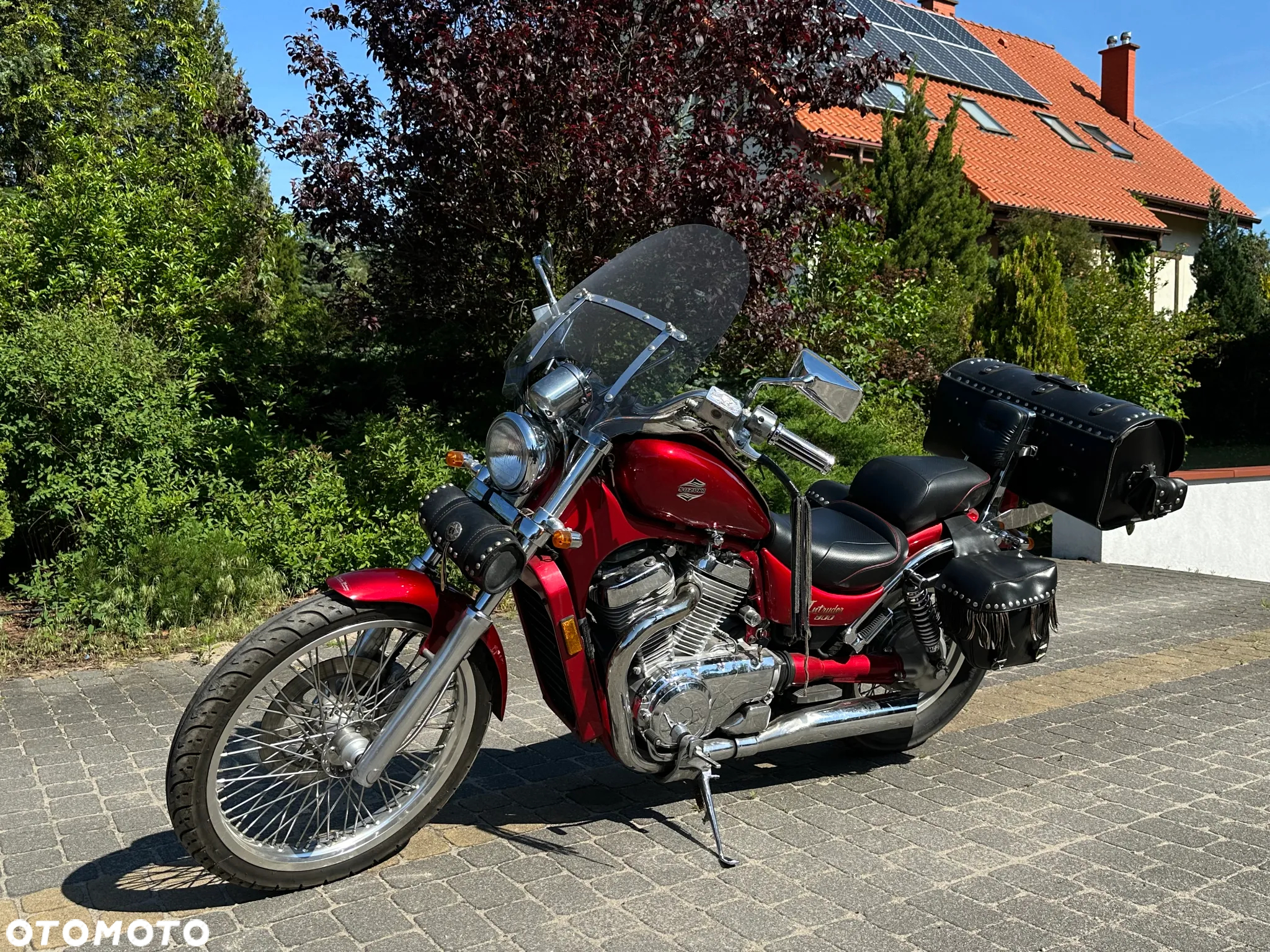 Suzuki Intruder - 2