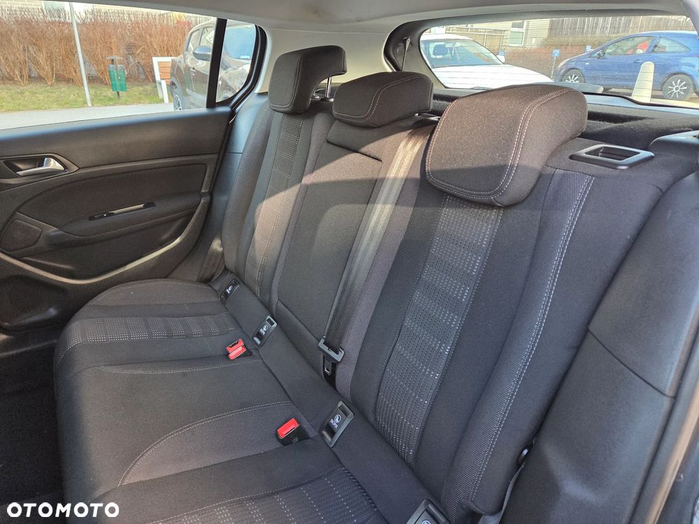 Peugeot 308 PureTech 130 Stop & Start Winter Edition - 14