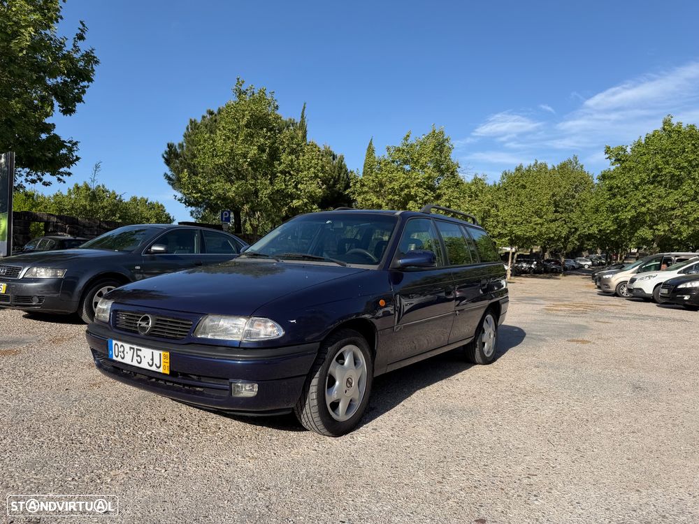 Opel Astra Caravan 1.4i 16V Fresh - 1