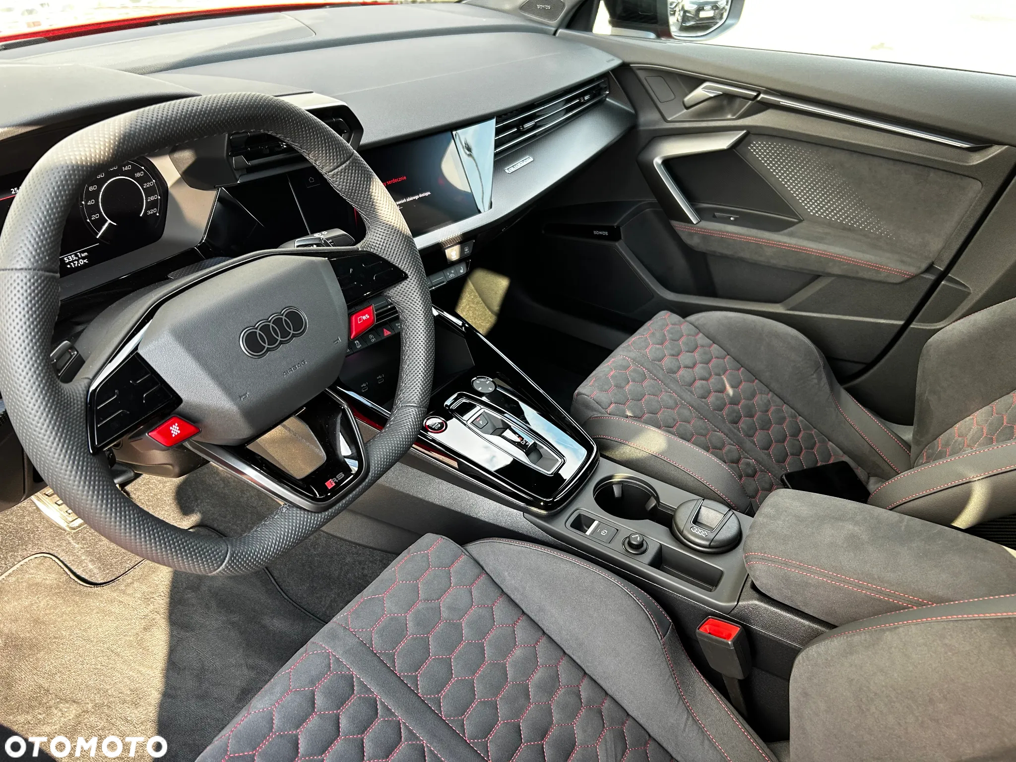 Audi RS3 TFSI Quattro S tronic - 6