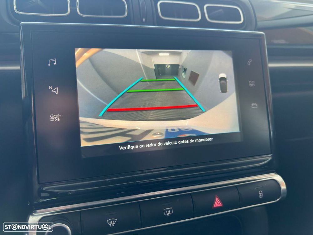 Citroën C3 1.2 PureTech Shine EAT6 - 13