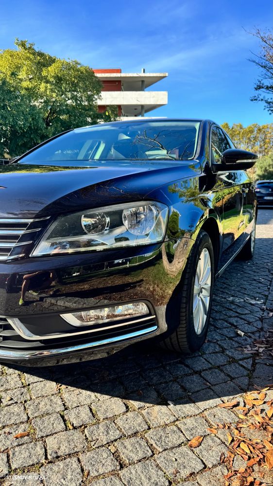 VW Passat 1.6 TDI BlueMotion - 12