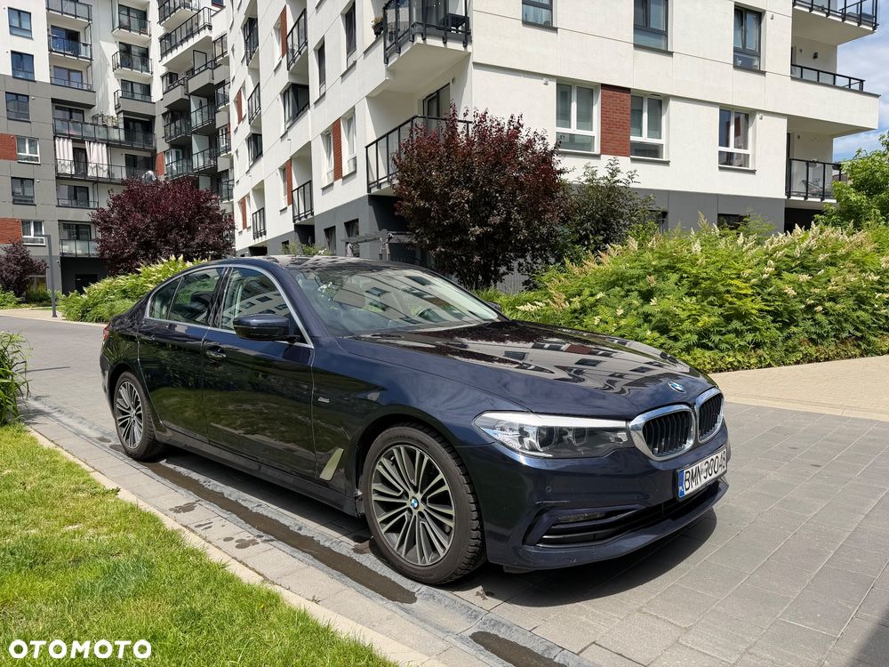 BMW Seria 5 520d xDrive Sport Line - 2