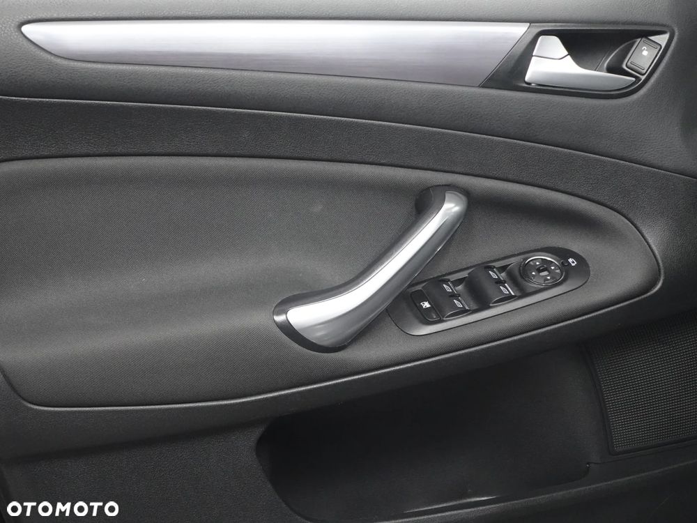 Ford Mondeo - 18