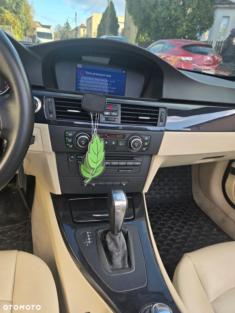 BMW Seria 3 320i Edition Exclusive - 8