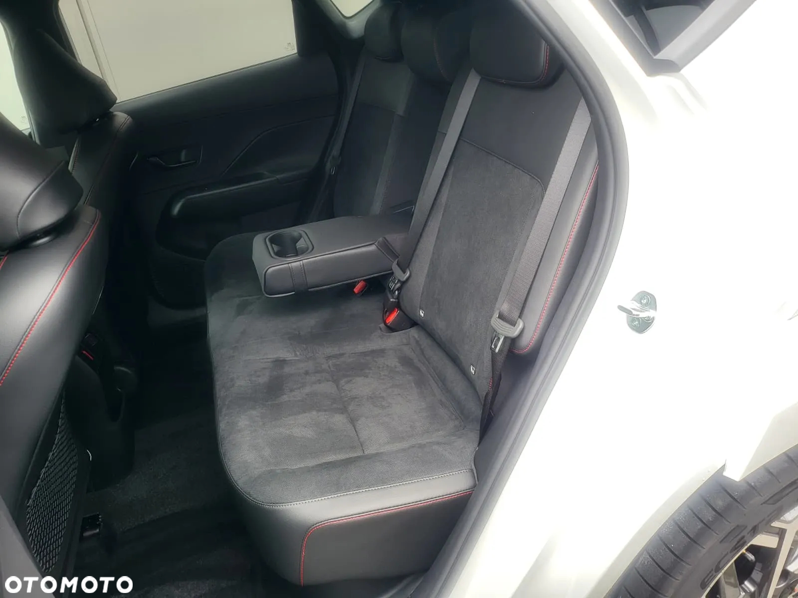Hyundai Kona 1.6 GDI Hybrid N-Line DCT - 33