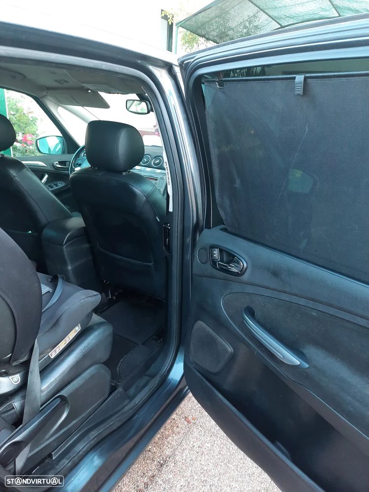 Ford S-Max 1.8 TDCi Titanium 7L - 12