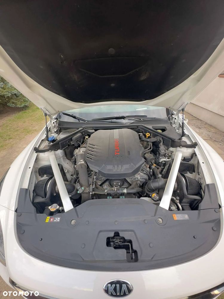 Kia Stinger 3.3 T-GDI V6 GT AWD - 26