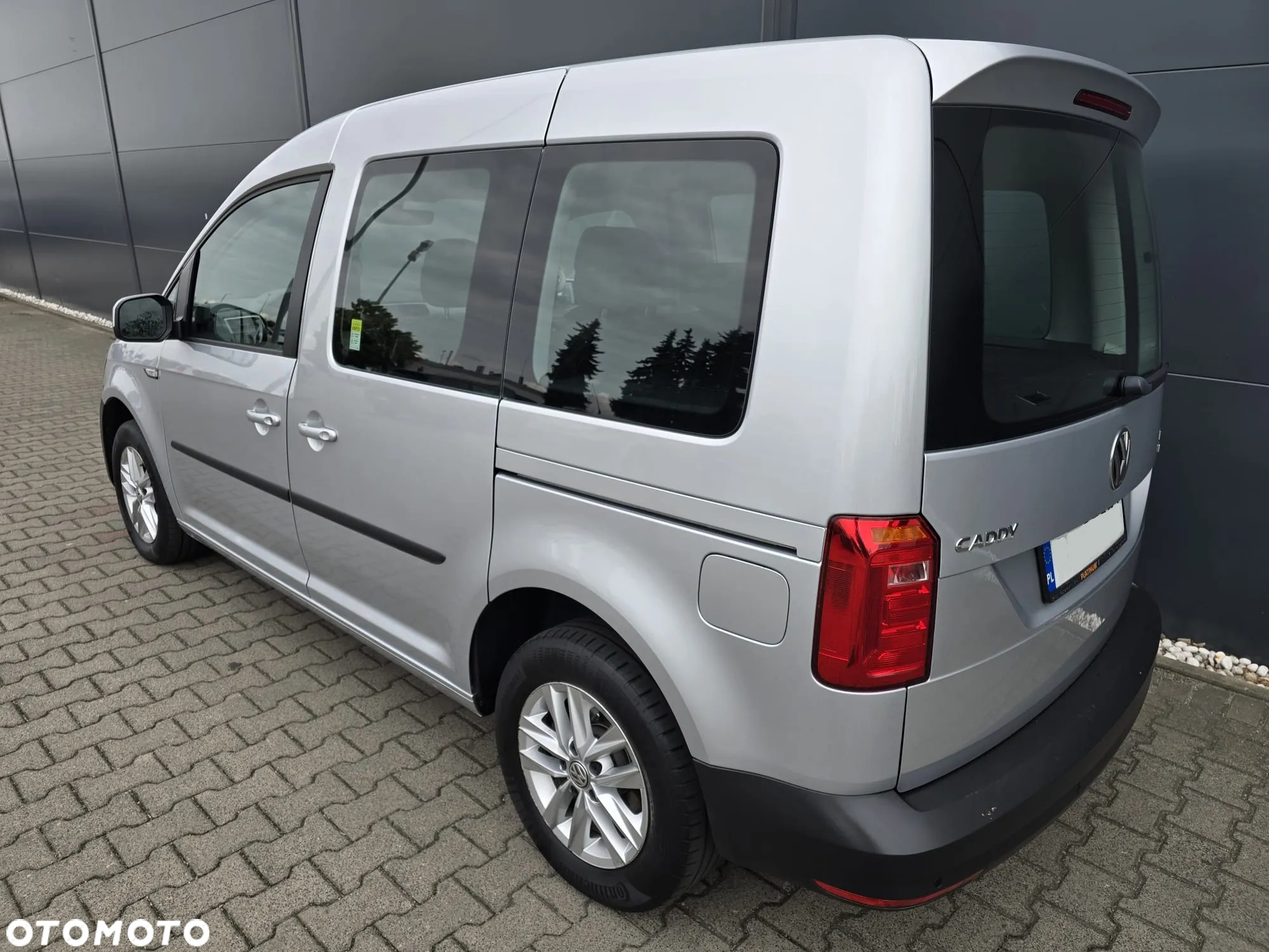 Volkswagen Caddy 2.0 TDI Comfortline - 3