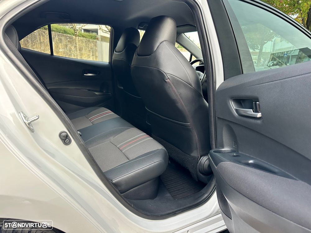 Toyota Corolla 1.8 Hybrid GR-Sport - 44