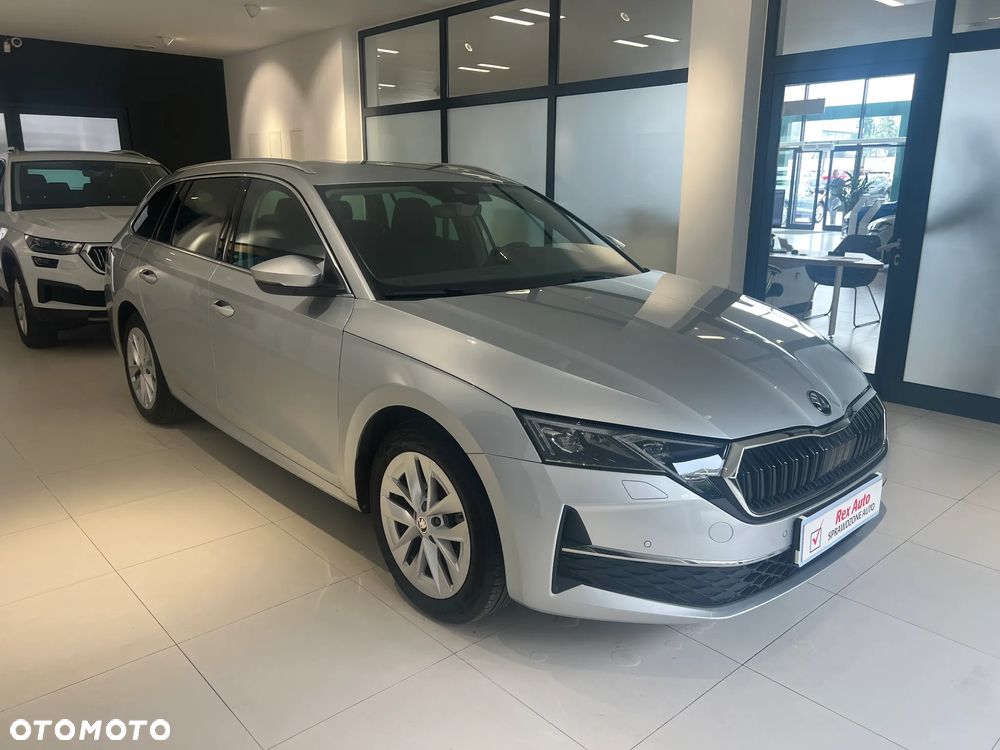 Skoda Octavia 1.5 TSI Selection - 4