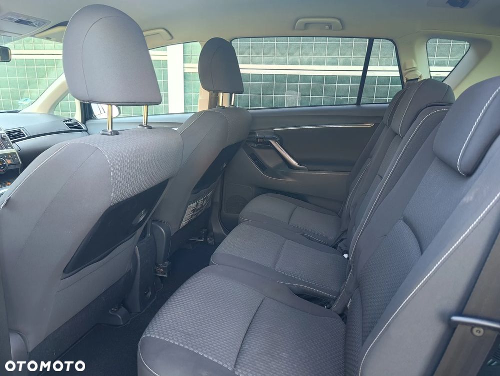 Toyota Verso 1.6 Premium - 29