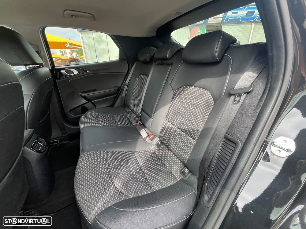 Kia XCeed 1.6 GDi PHEV Drive - 51