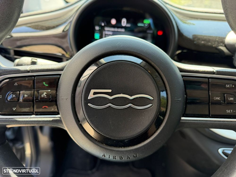 Fiat 500e — fotografia 25