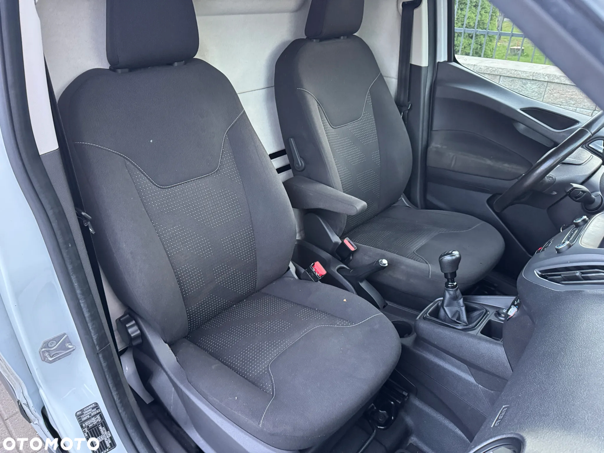 Ford TRANSIT COURIER - 9