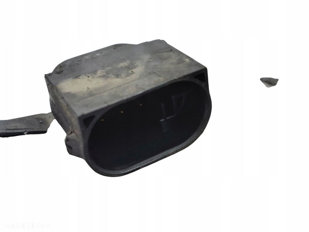 PRZEPUSTNICA BOSCH Opel Corsa C Astra G 1.2 1.4 16V 0280750133 - 3