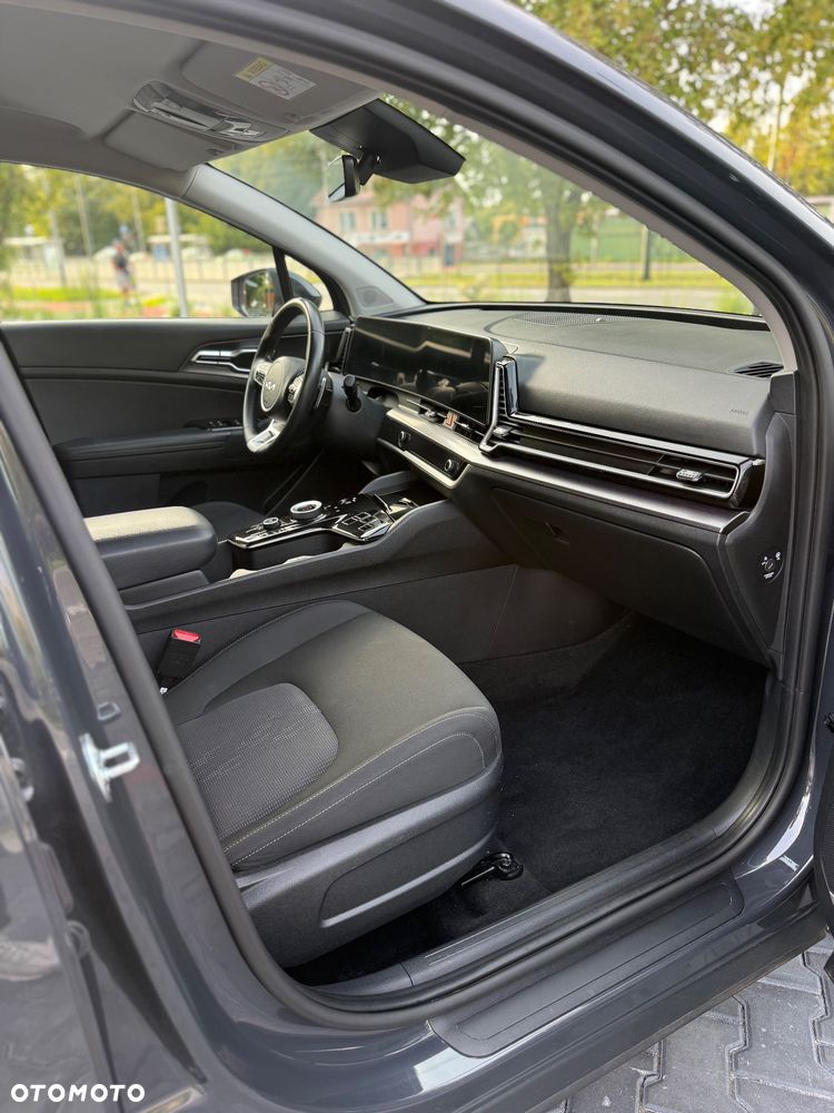 Kia Sportage 1.6 T-GDI HEV Business Line 2WD - 11