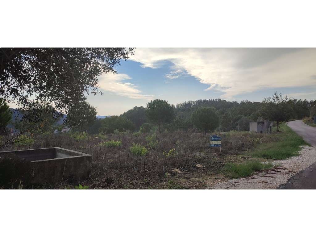 Terreno para venda em zona tranquila com excelente vista - Grande imagem: 3/9