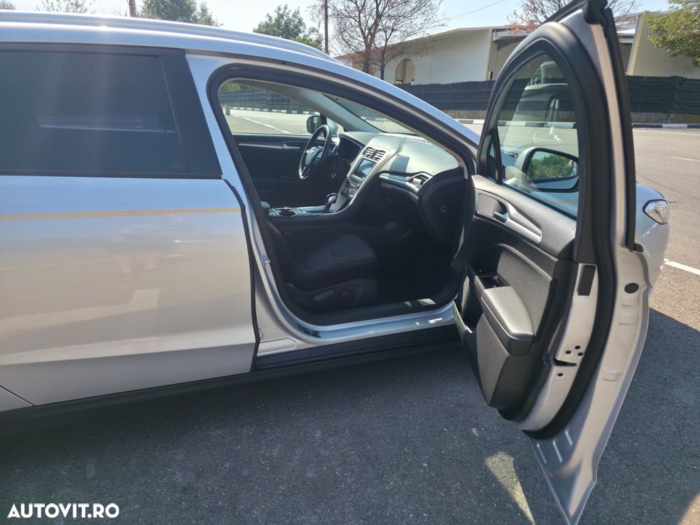 Ford Mondeo 2.0 TDCi Powershift AWD - 7