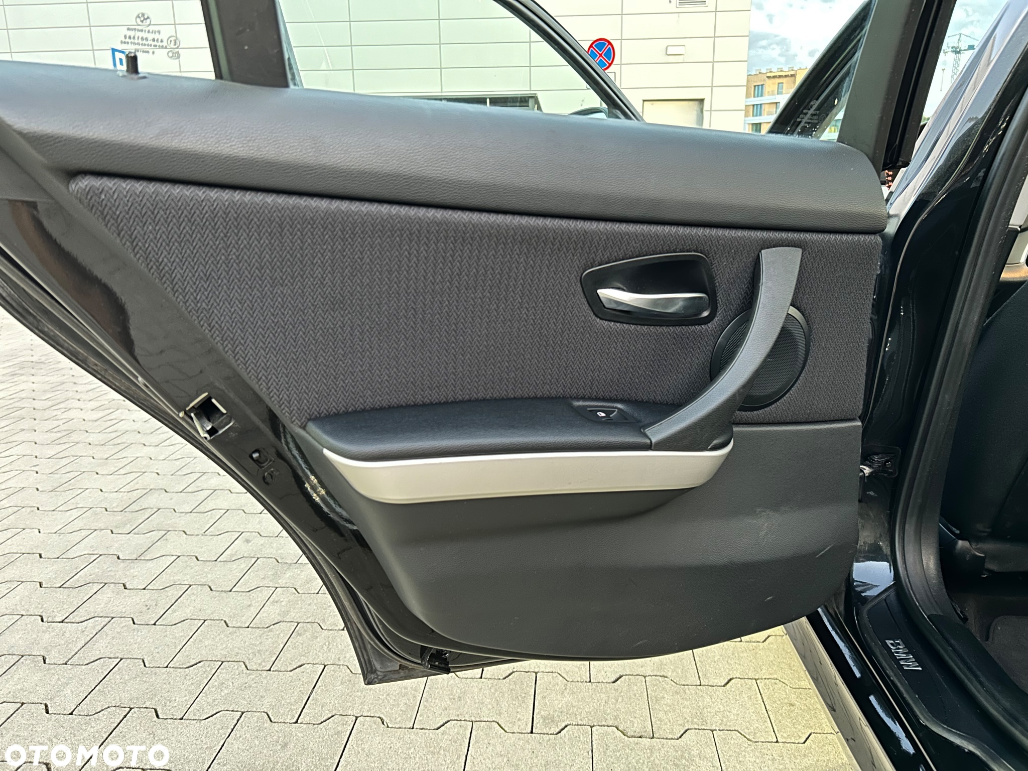 BMW Seria 3 320d DPF Touring - 22