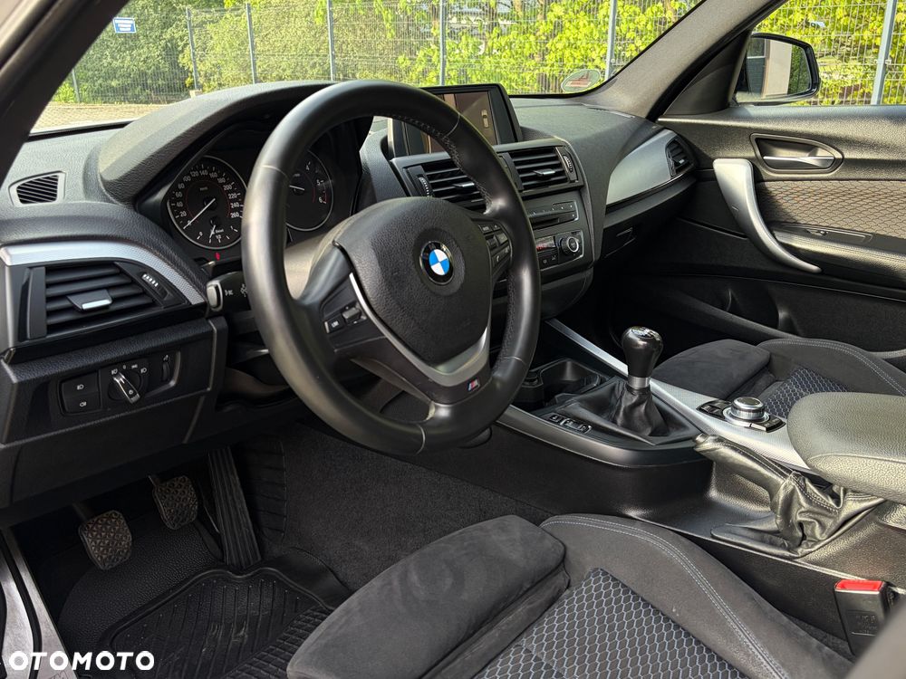 BMW Seria 1 118d xDrive Sport Line - 15