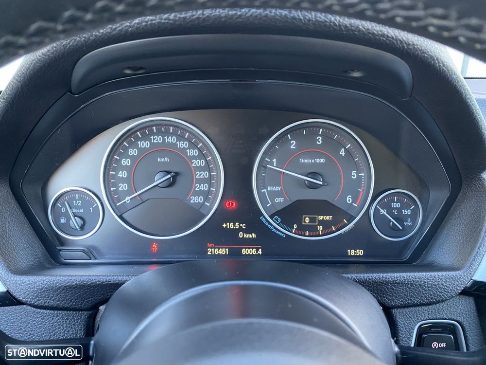 BMW 318 d Pack M - 26