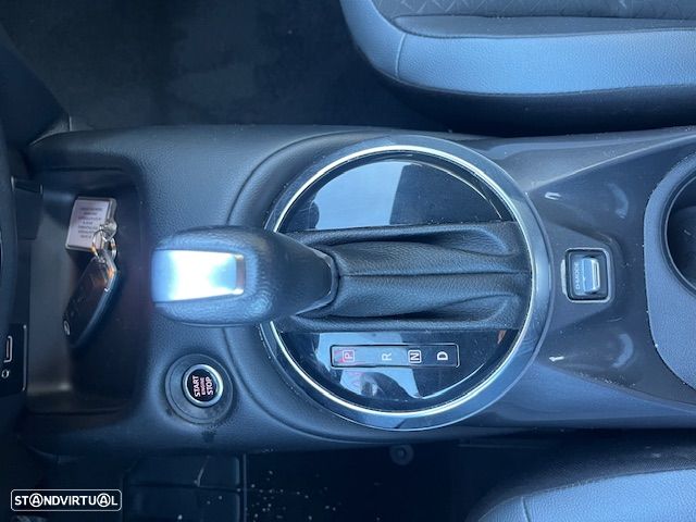 Nissan Juke 1.0 DIG-T N-Connecta NAV. DCT - 15