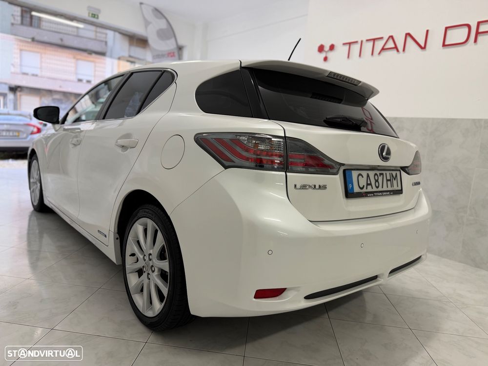 Lexus CT 200h Business - 3