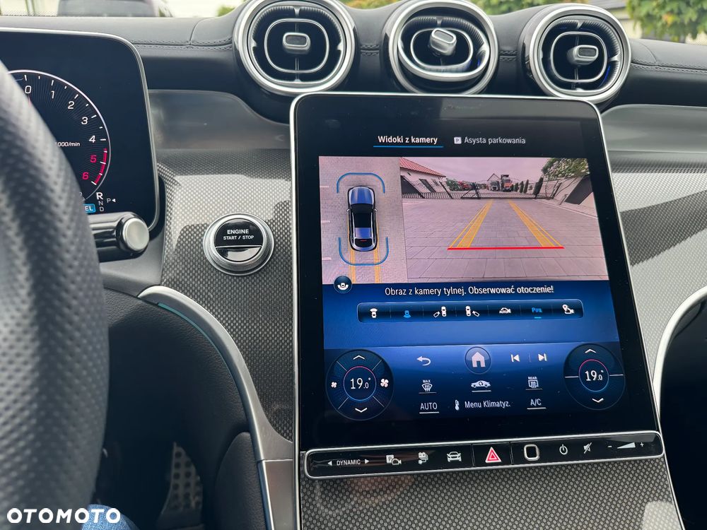 Mercedes-Benz GLC - 33