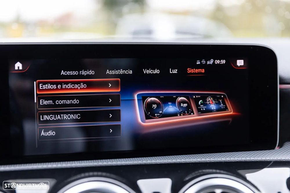 Mercedes-Benz A 180 - 40