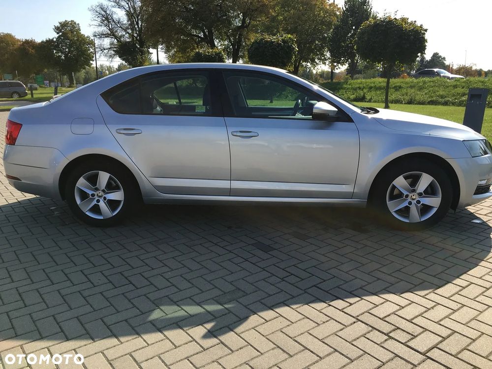 Skoda Octavia 1.4 TSI Ambition - 7