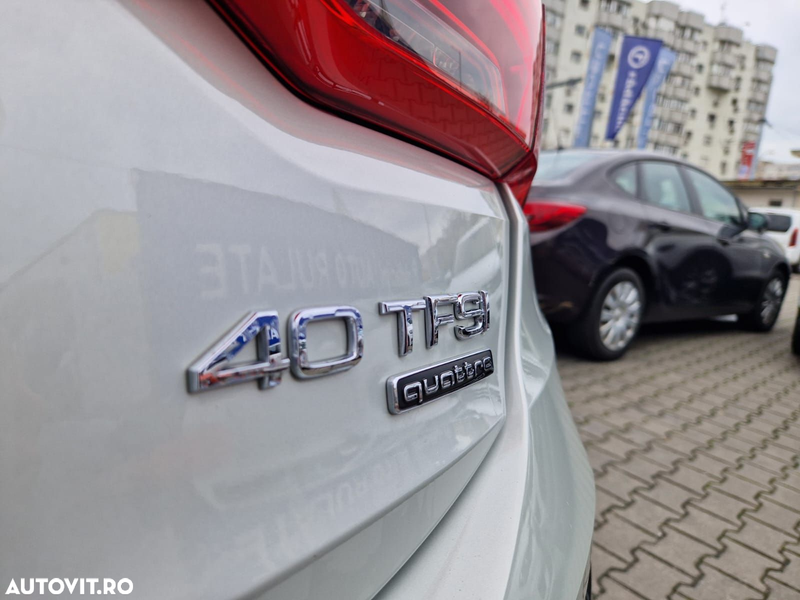 Audi Q3 2.0 40 TFSI S tronic quattro - 24