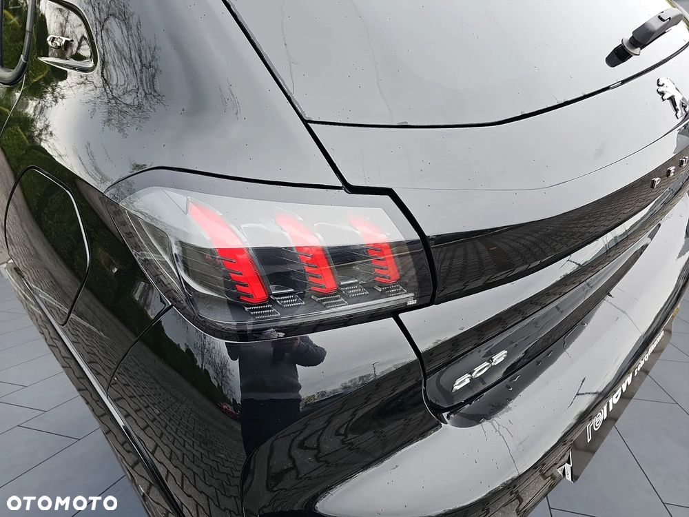 Peugeot 208 1.2 PureTech GT S&S EAT8 - 14