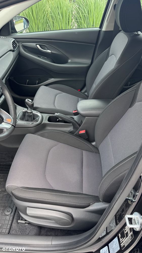 Hyundai i30 1.5 T-GDI 48V Modern - 10