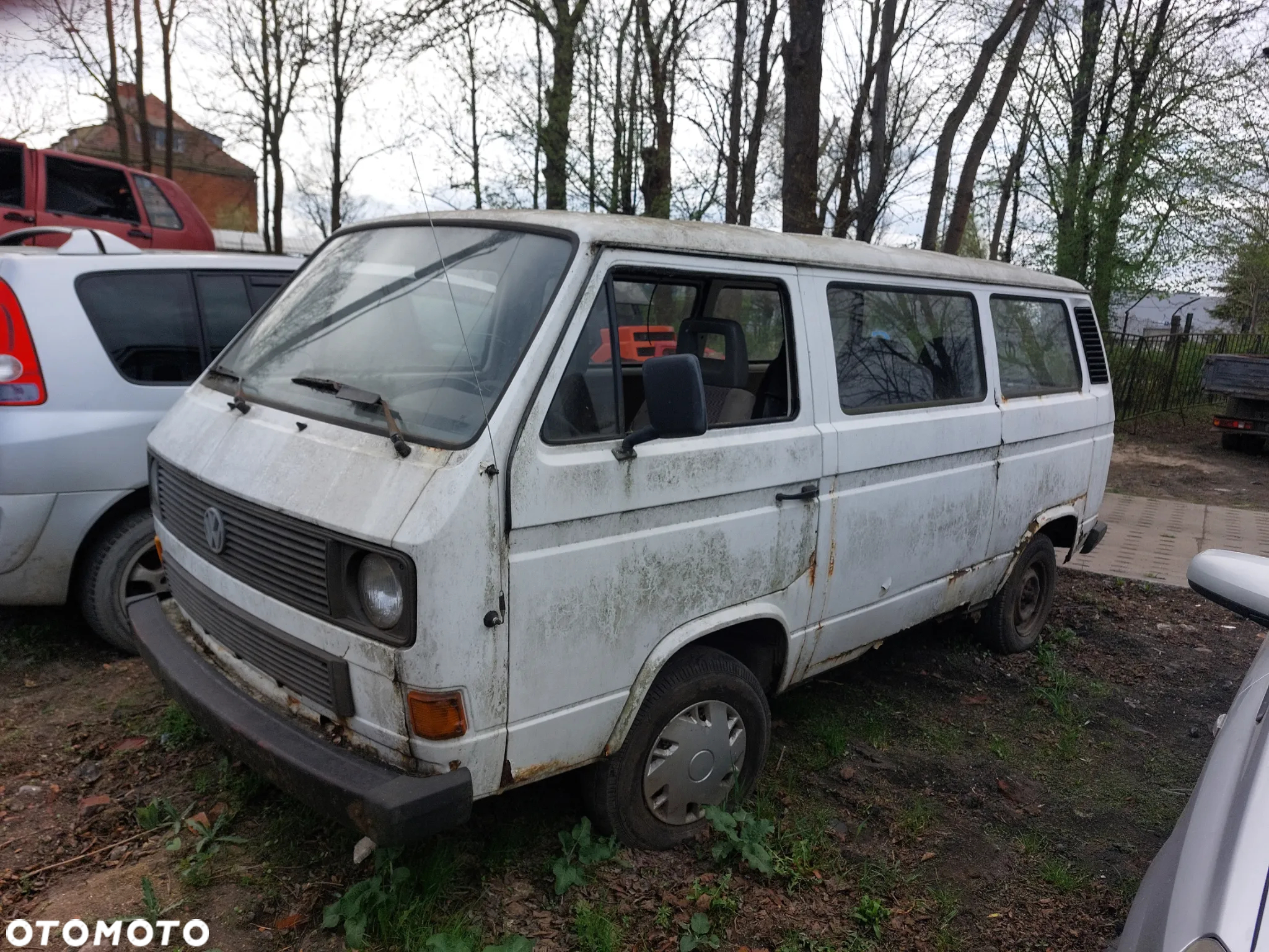 Zderzak VW T3 1,6B 89R. drzwi,klapa,maska,lampy.... - 2