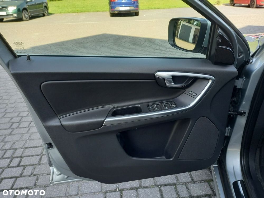 Volvo XC 60 D4 Geartronic Linje Inscription - 28
