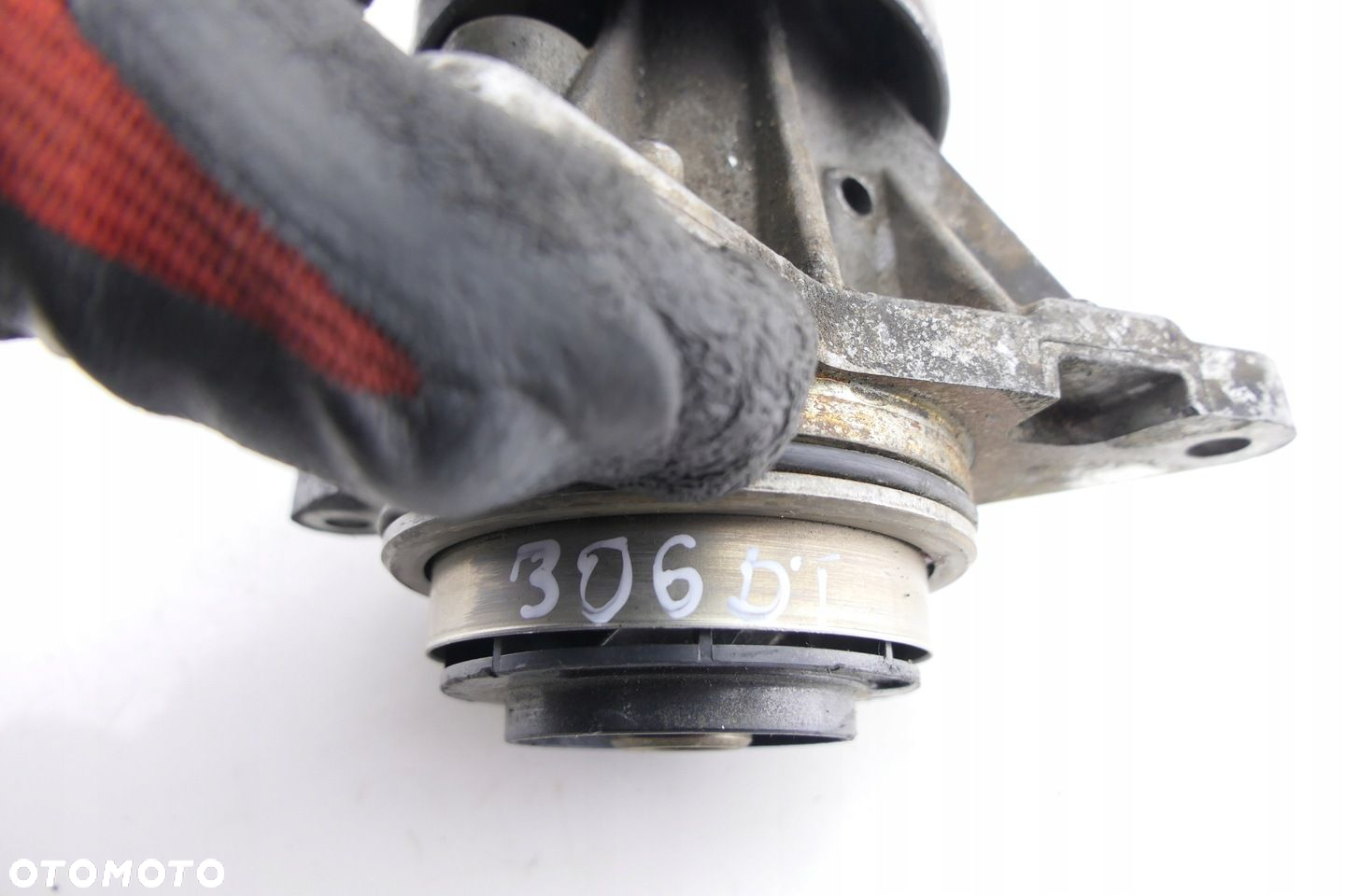 Pompa Wody RANGE ROVER SPORT I 3.6 D - 12