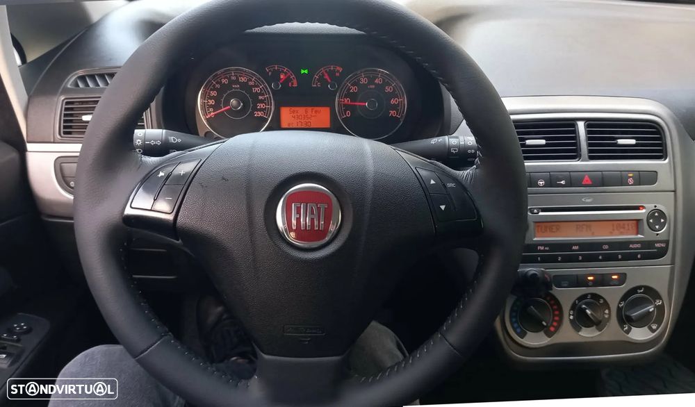 Fiat Grande Punto - 12