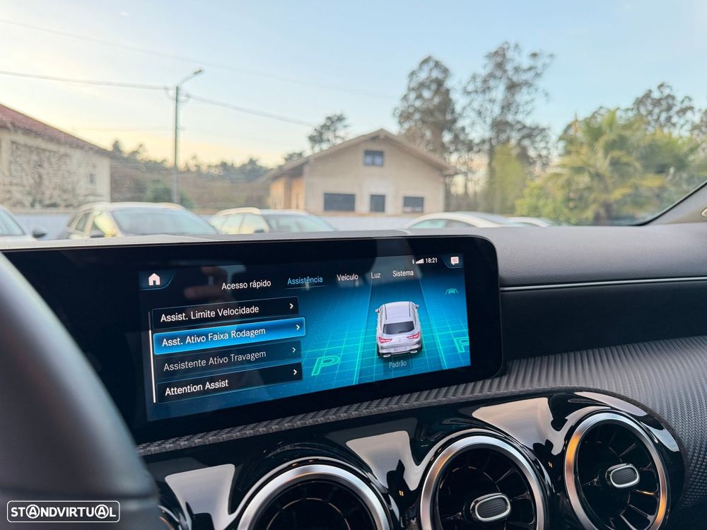 Mercedes-Benz CLA 250 e Shooting Brake Style Plus - 17