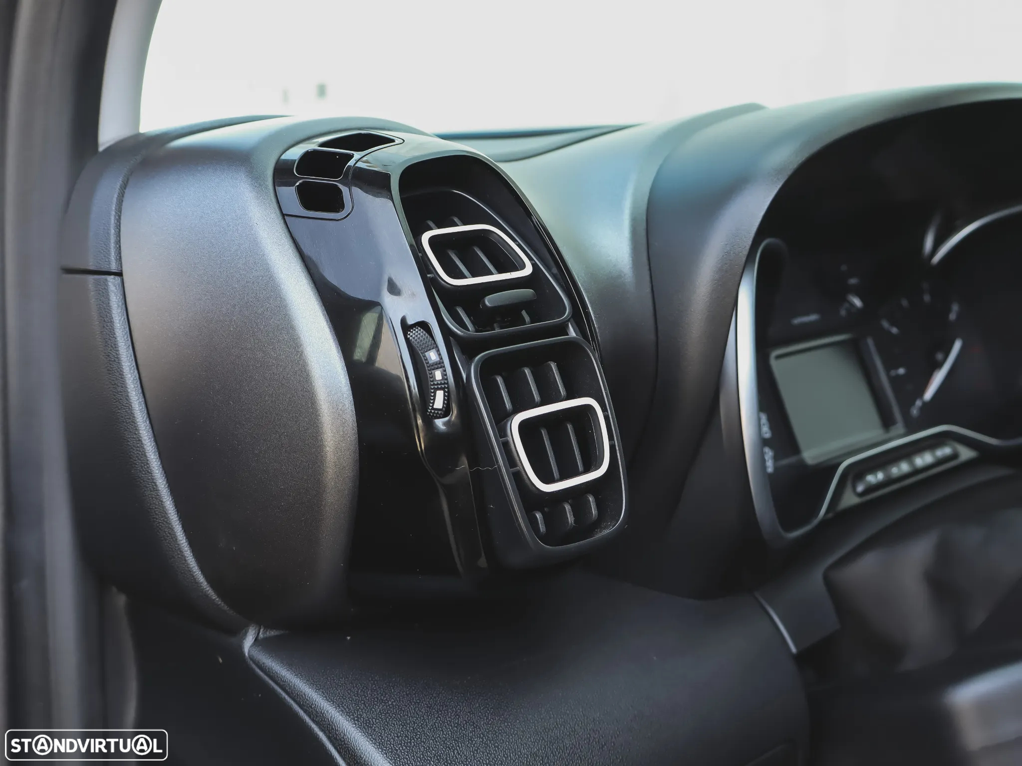 Citroën C3 Aircross PureTech 110 Stop & Start Shine - 15