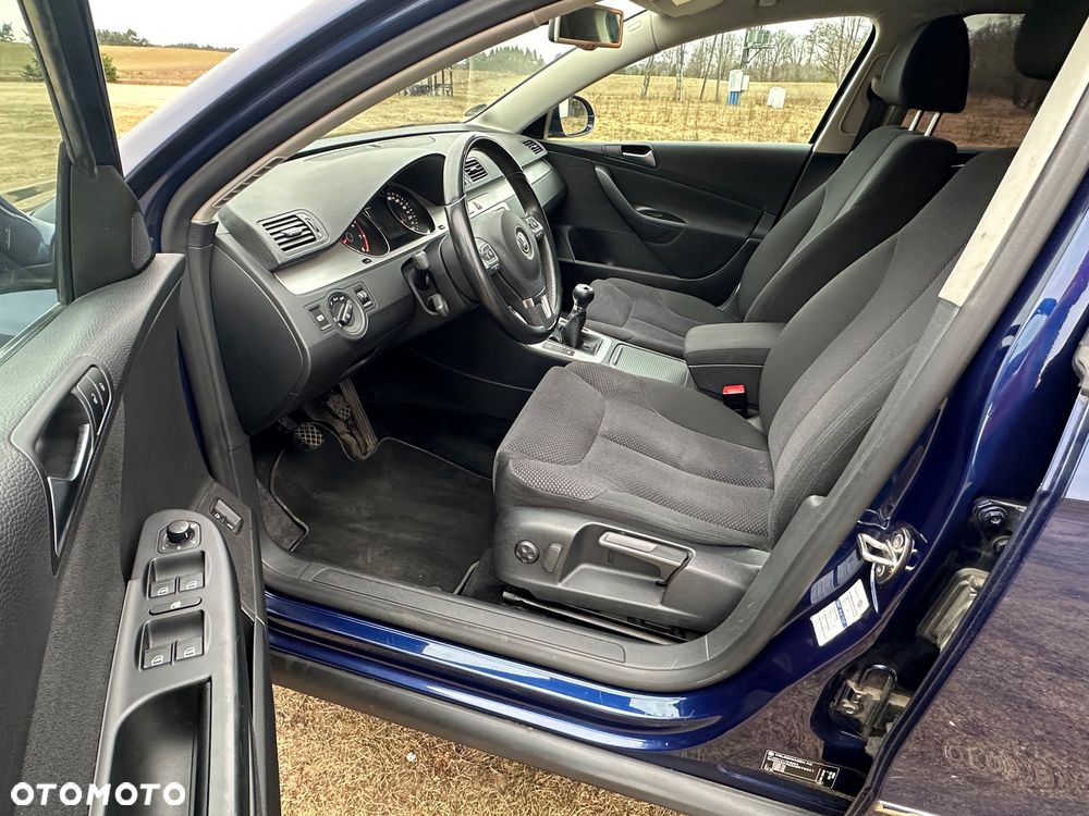 Volkswagen Passat 1.4 TSI BlueMotion Technology Comfortline - 11