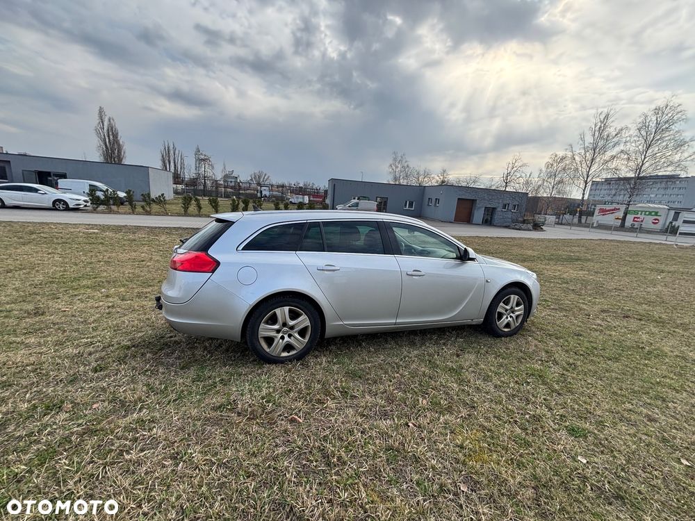 Opel Insignia 2.0 CDTI Cosmo - 11