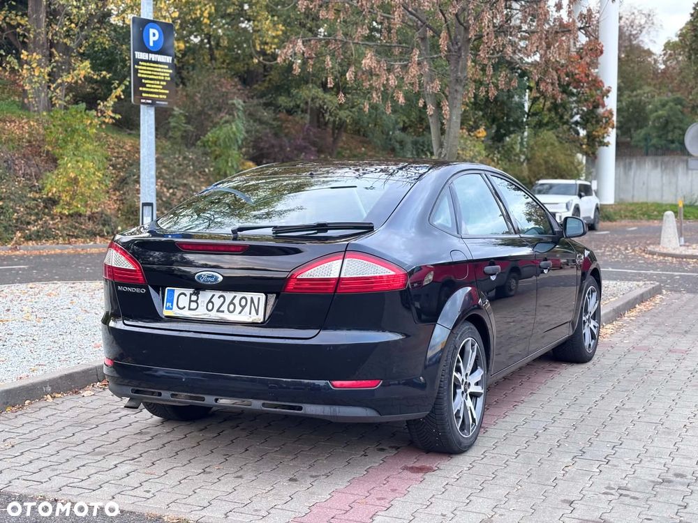 Ford Mondeo - 9