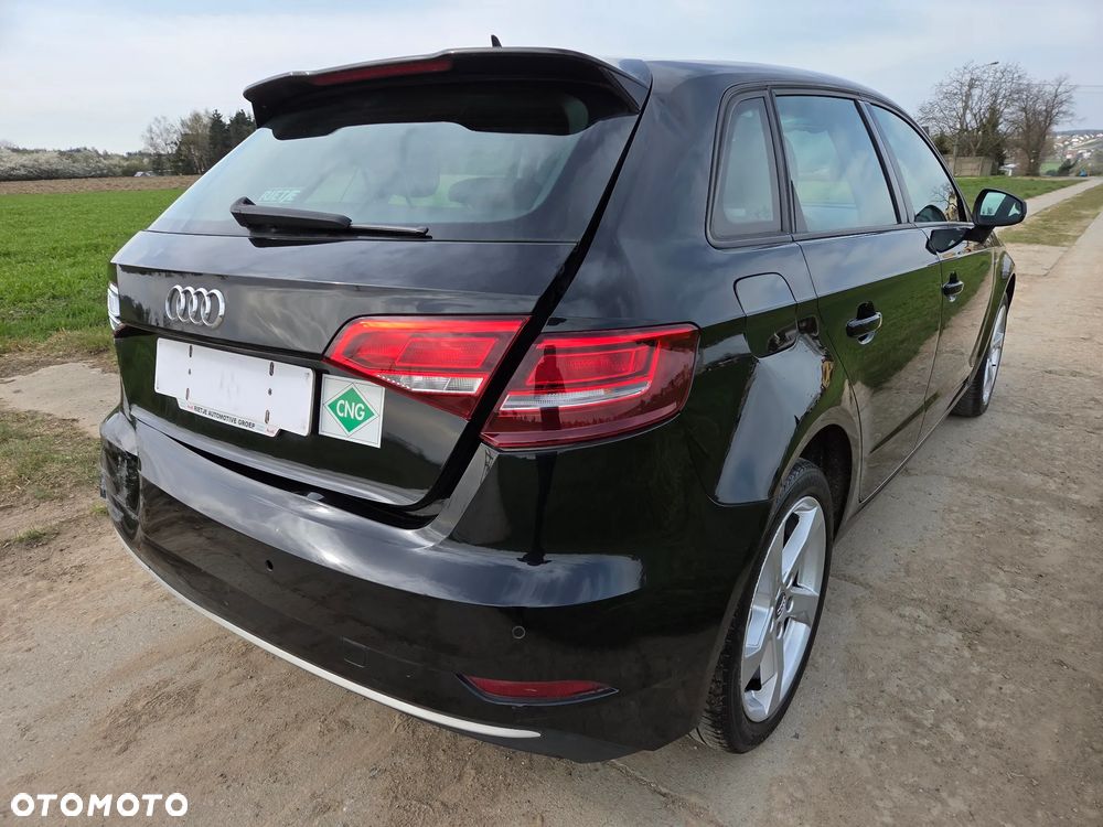 Audi A3 Sportback 1.4 TFSI S tronic Ambiente - 22