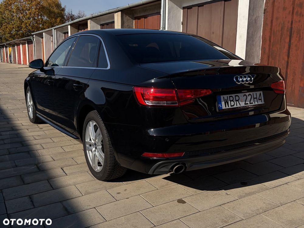Audi A4 2016 photo 3