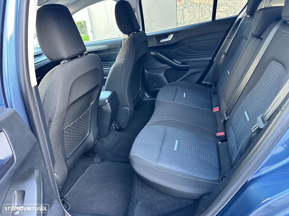 Ford Focus 1.0 EcoBoost MHEV Active X - 37