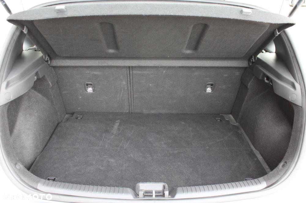 Hyundai i30 - 27